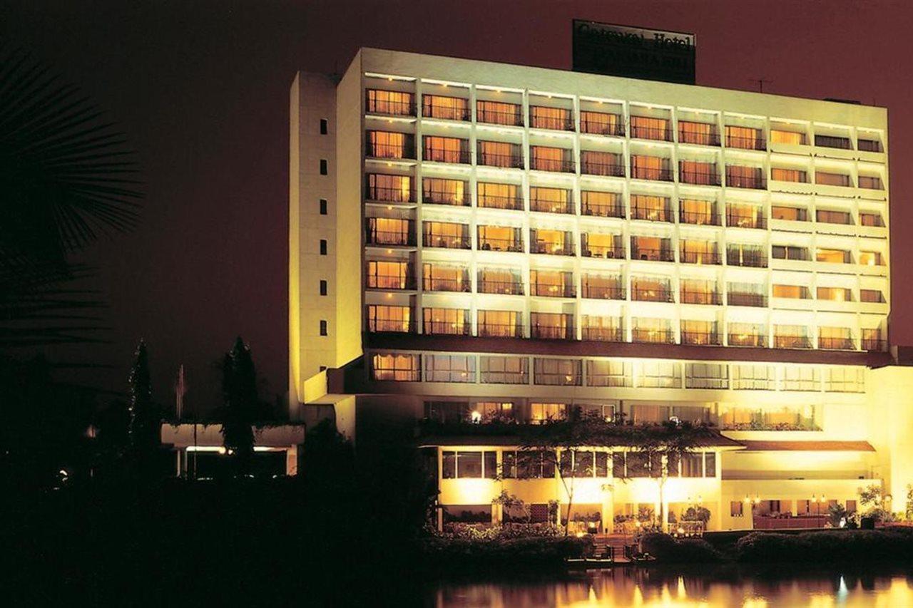 Taj Banjara Hotel Hyderabad Bagian luar foto