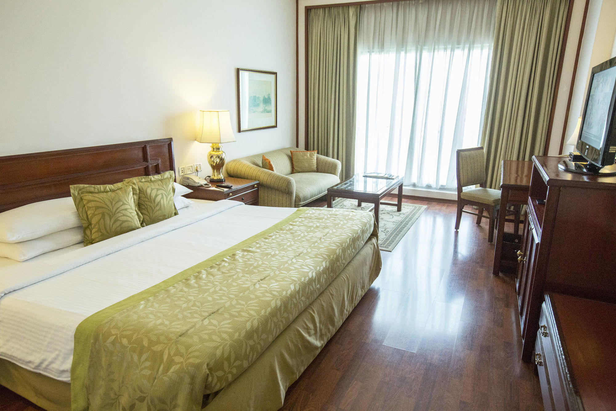 Taj Banjara Hotel Hyderabad Bagian luar foto A room at the Taj Bengal